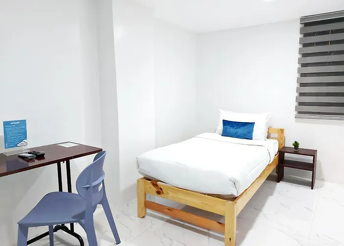Airobedz Mckinley - Near Sm Aura Hotel Manila