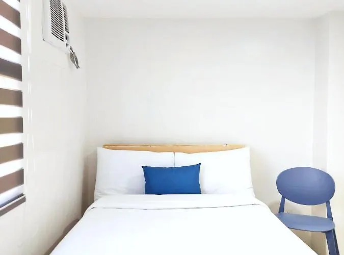 Hotel Airobedz Mckinley - Near Sm Aura